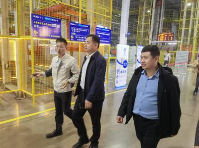 九龍街道深入調(diào)研“海爾大事件、生產(chǎn)線上搶家電”慶典服務開展情況